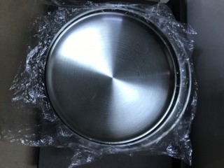 Đĩa tròn inox 2 lớp hàn Quốc . Trắng sz 19cm